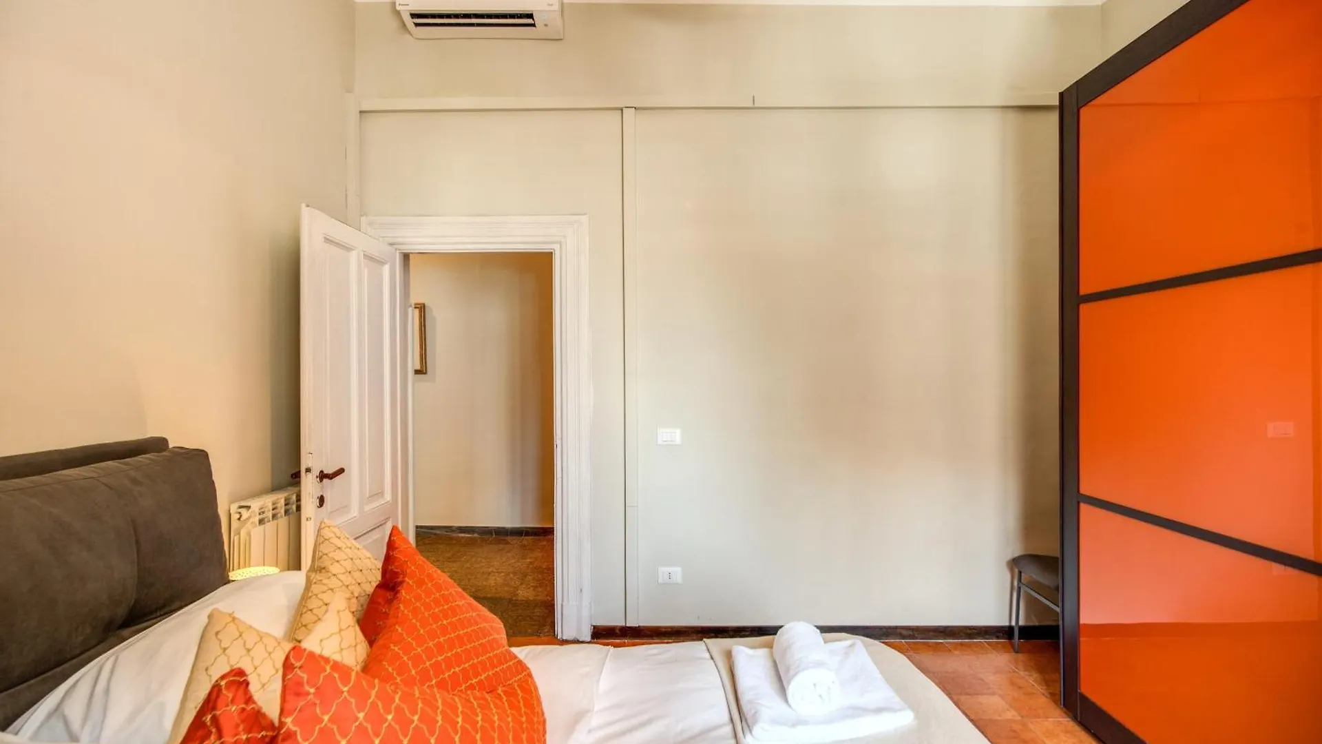 Suite Experience San Giovanni Apartments Rome Italy