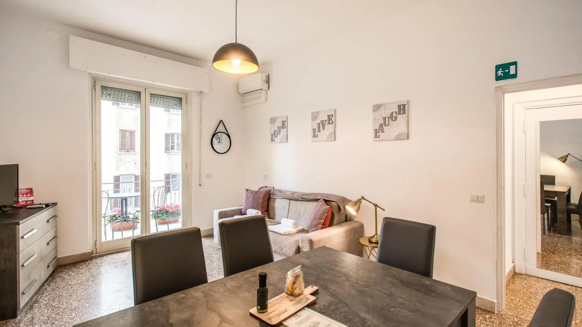 Suite Experience San Giovanni Apartments Rome Italy